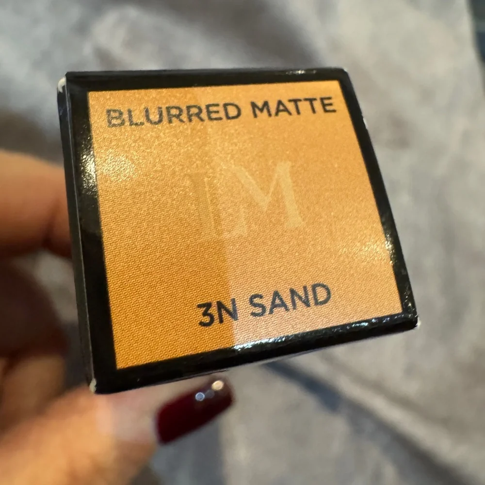 Laura Mercier Blurred Matte 3N‎ Sand